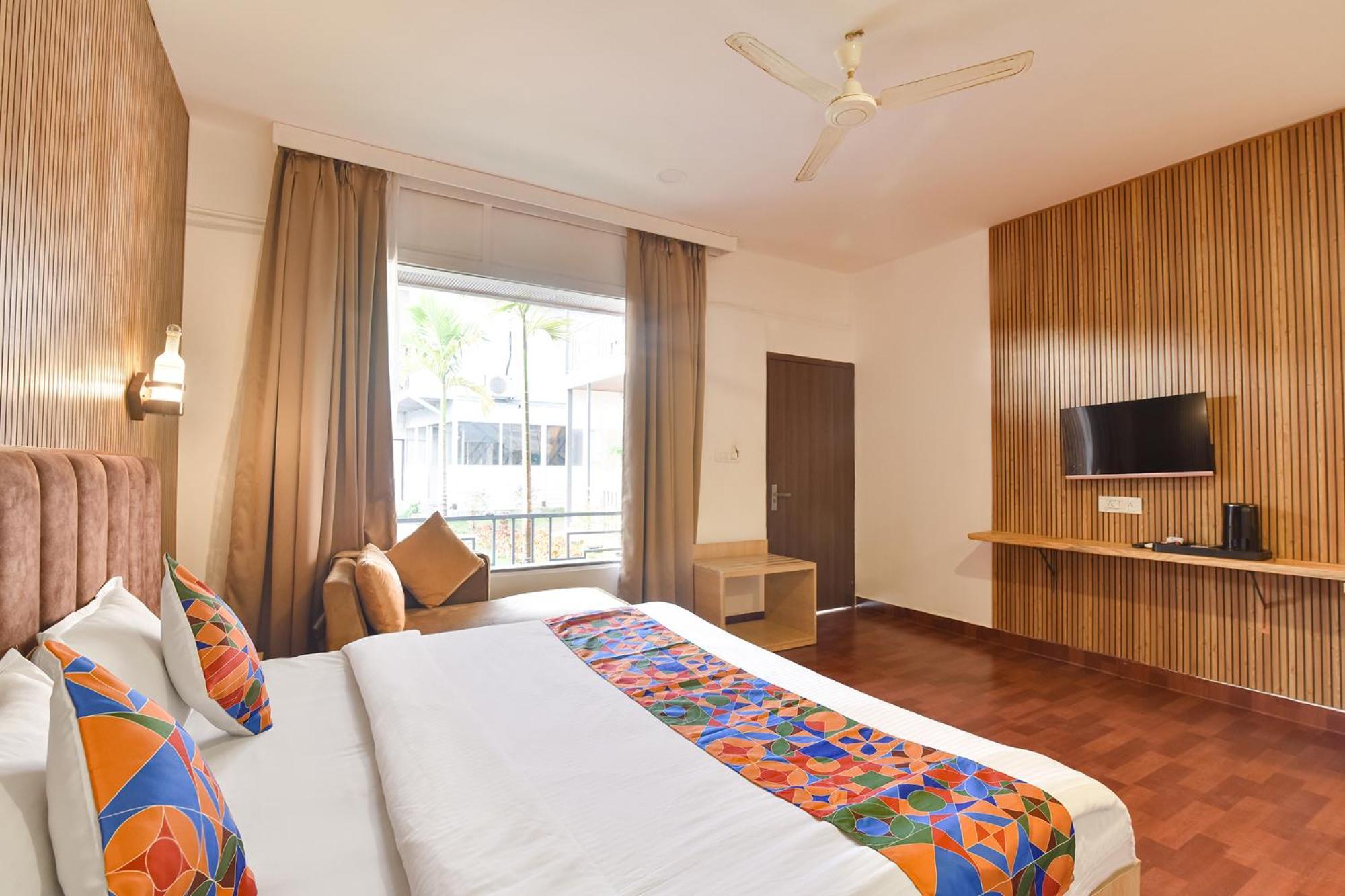 Fabhotel Morjim Bliss - 500M From Morjim Beach Exterior photo